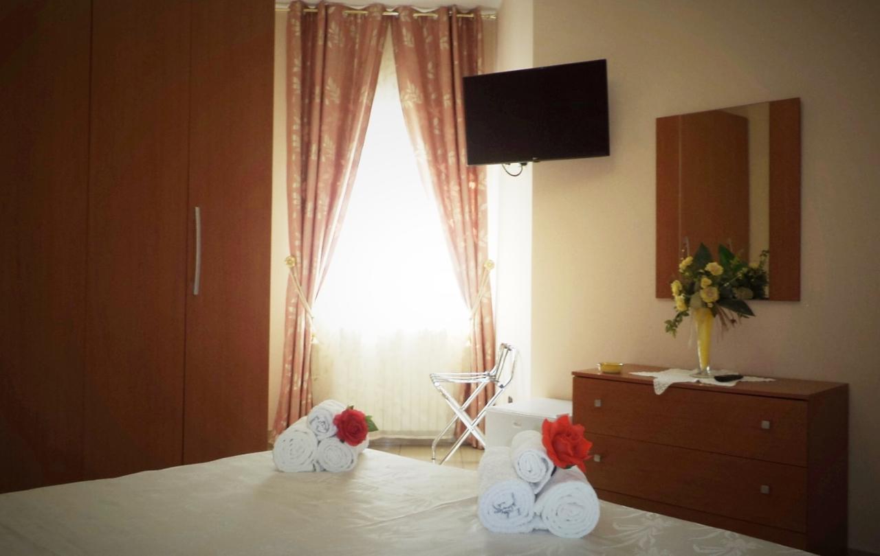 Il Girasole Bed & Breakfast Vibo Valentia Ngoại thất bức ảnh